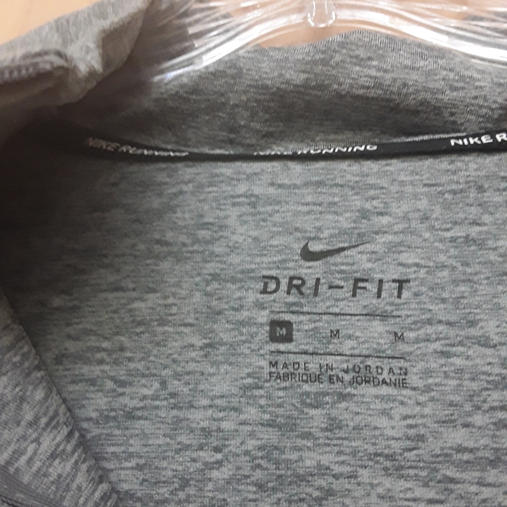 Nike Elements Grey Pullover Quarter Zip M - image 8